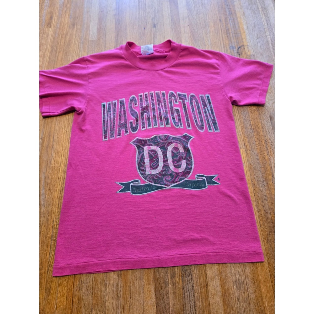 Vtg 90s Washington DC‎ Nations Capital Small Hot Pink Paisley Tourist Tee Shirt